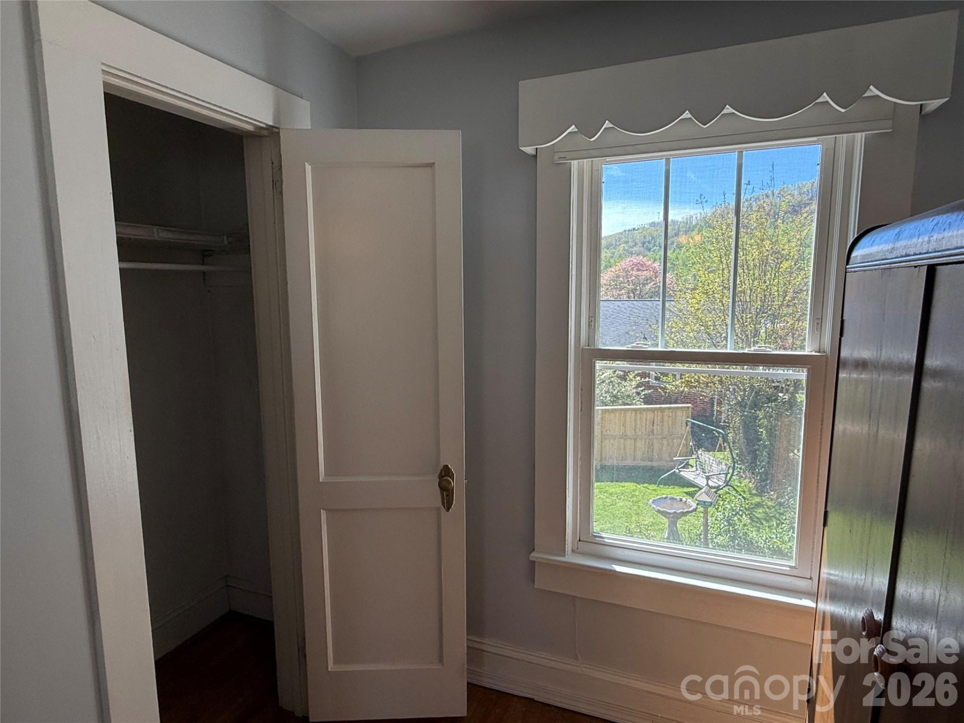 110 Lincoln Avenue - Photo 26