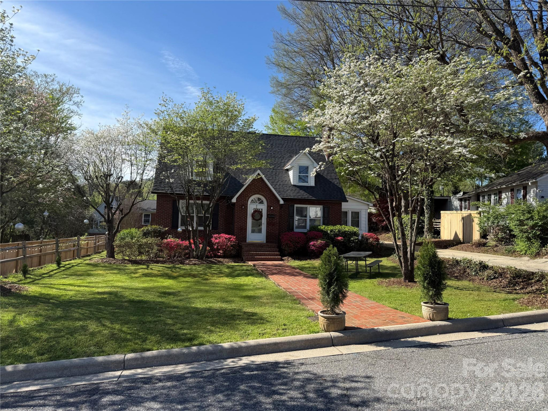 110 Lincoln Avenue - Photo 34