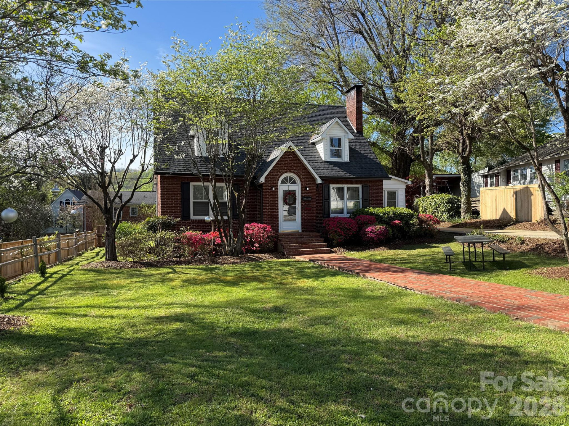 110 Lincoln Avenue - Photo 35