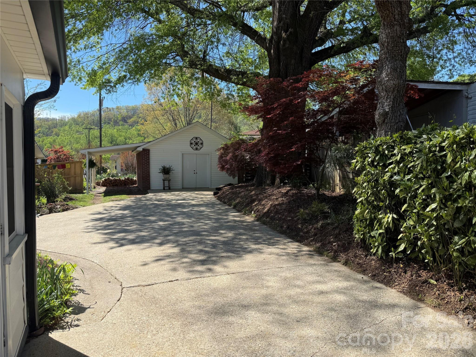 110 Lincoln Avenue - Photo 39