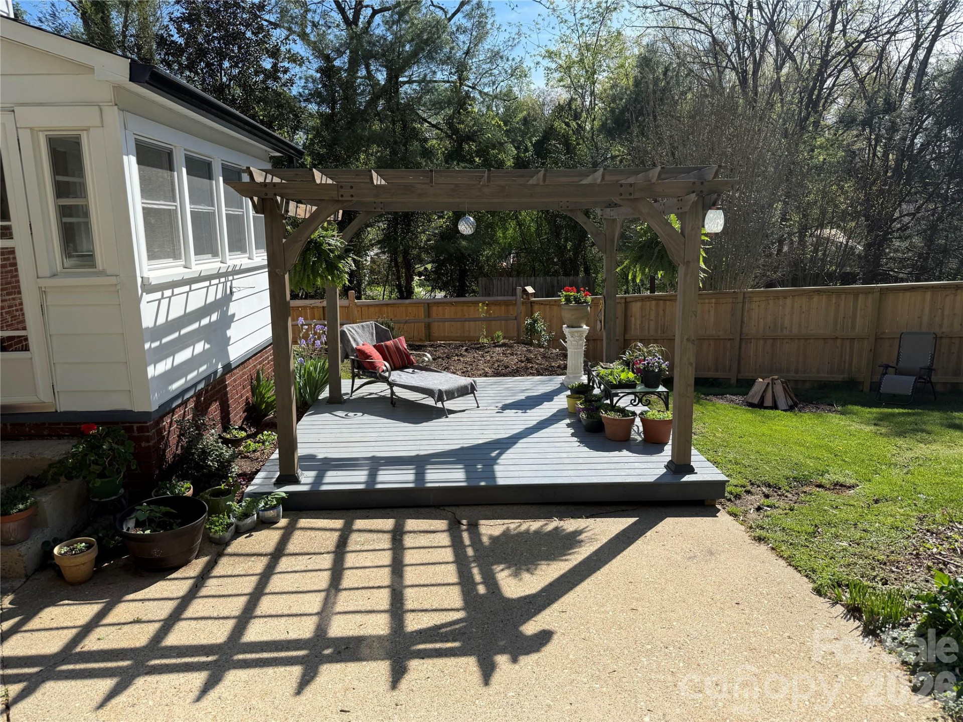 110 Lincoln Avenue - Photo 7