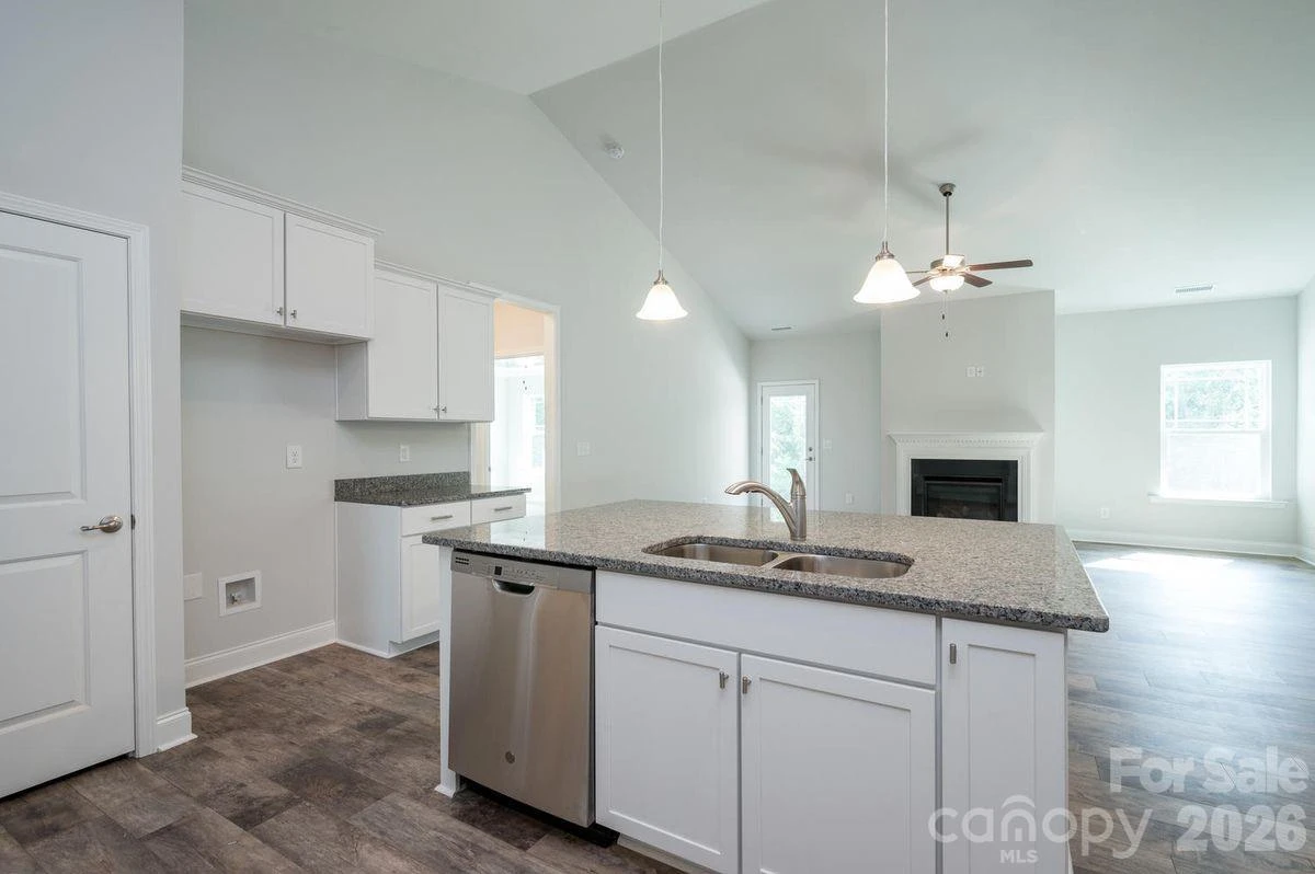 1007 Penarth Court #18 - Photo 12