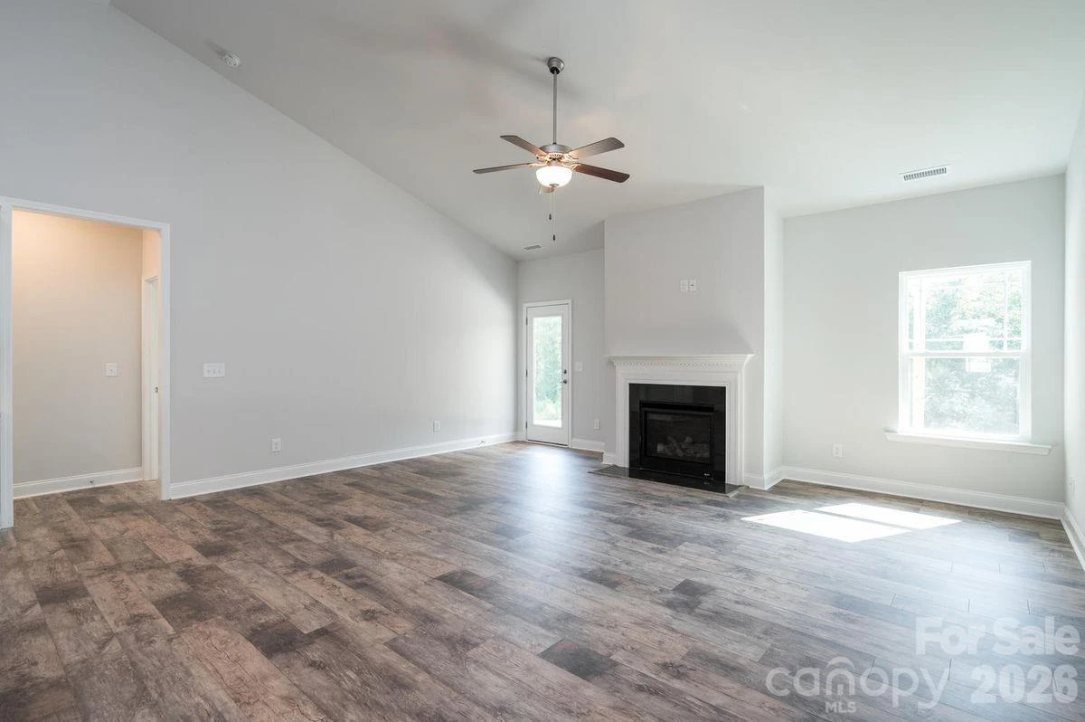 1007 Penarth Court #18 - Photo 13