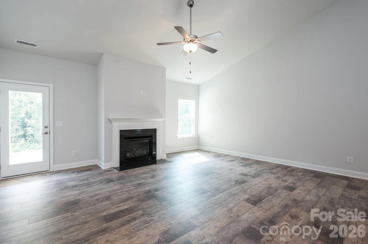 1007 Penarth Court #18 - Photo 14
