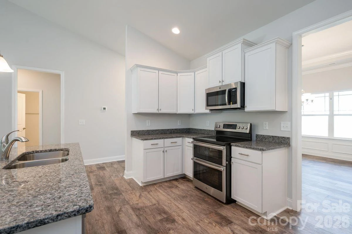 1007 Penarth Court #18 - Photo 10