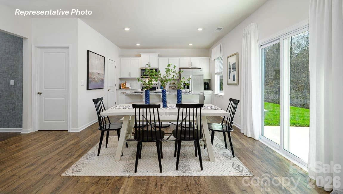 549 Blackpool Court - Photo 7