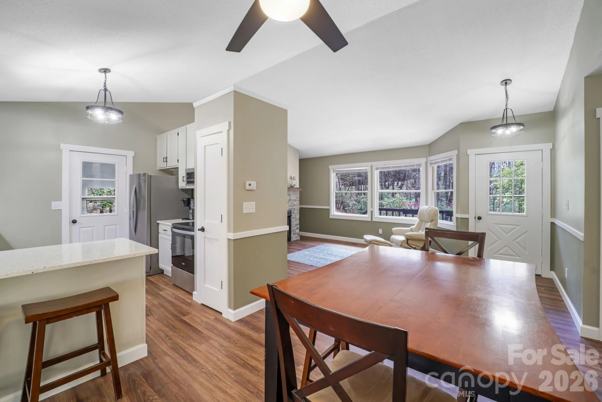 417 Soquili Drive - Photo 4