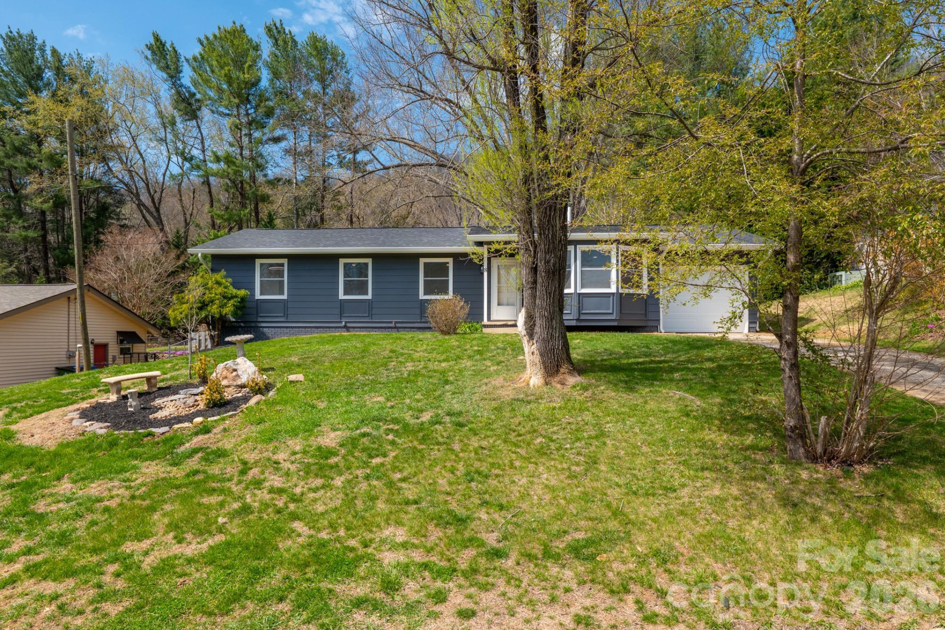 8 Hillview Road - Photo 3