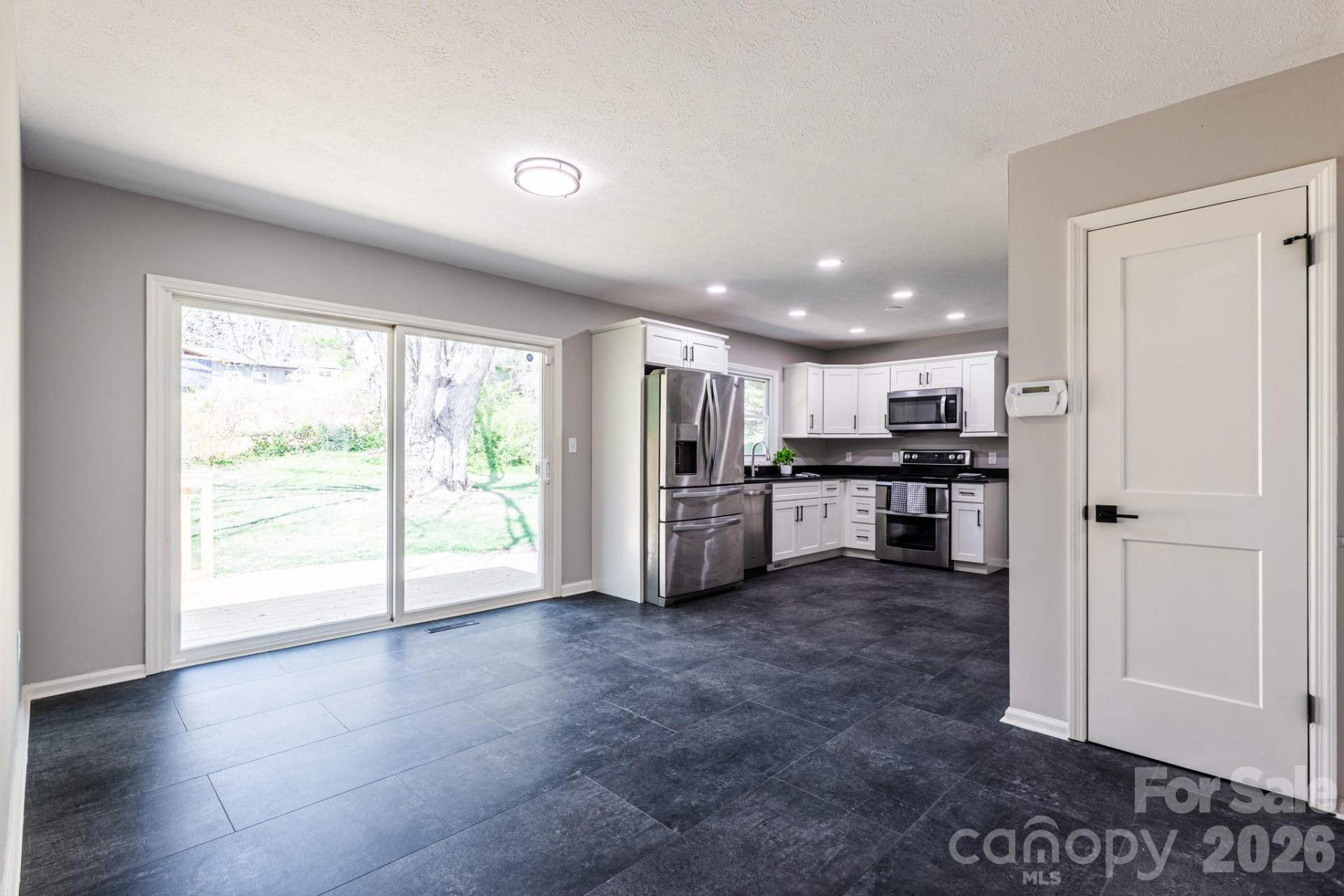 8 Hillview Road - Photo 26