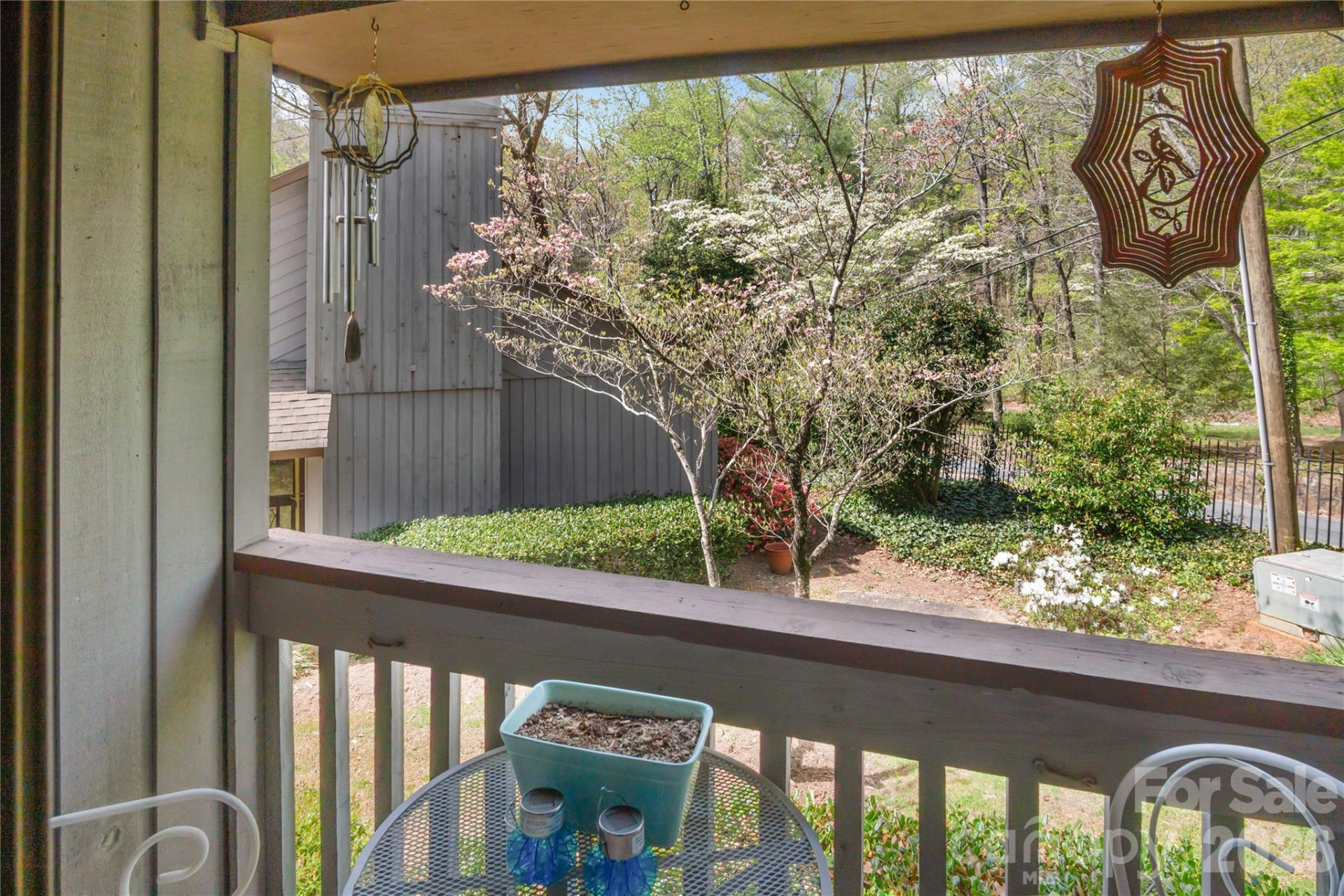 335 Melrose Avenue #103 - Photo 36