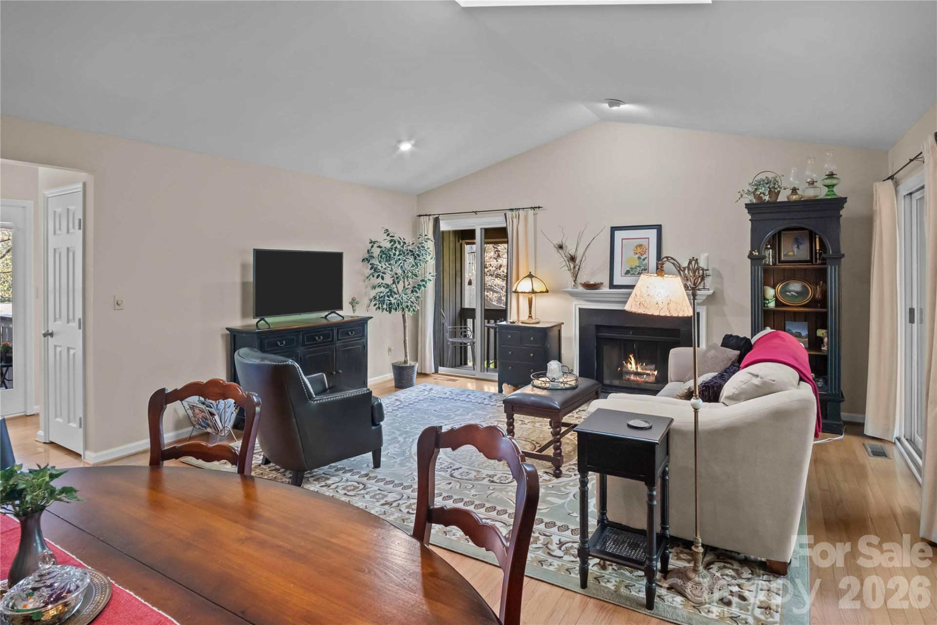 335 Melrose Avenue #103 - Photo 9
