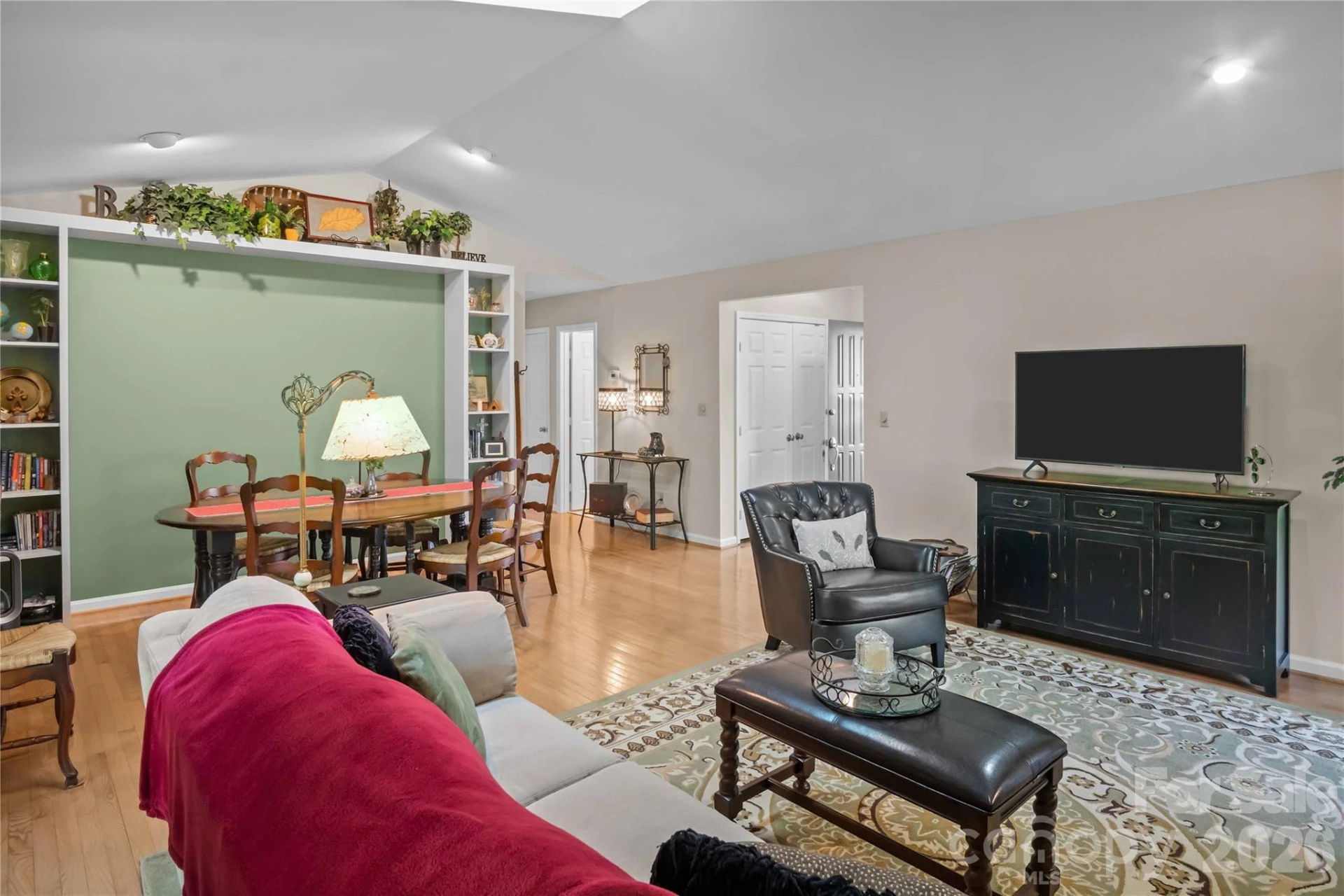 335 Melrose Avenue #103 - Photo 10