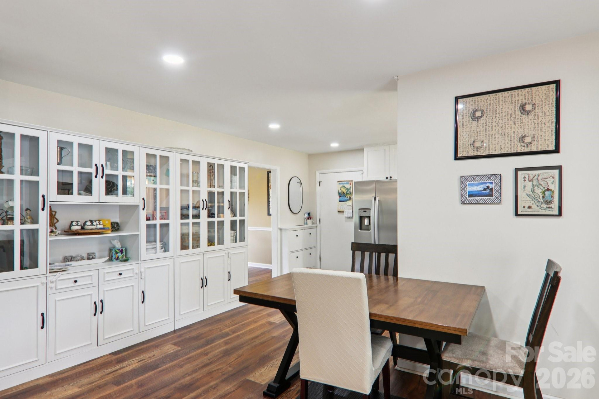 221 Huntley Street - Photo 21