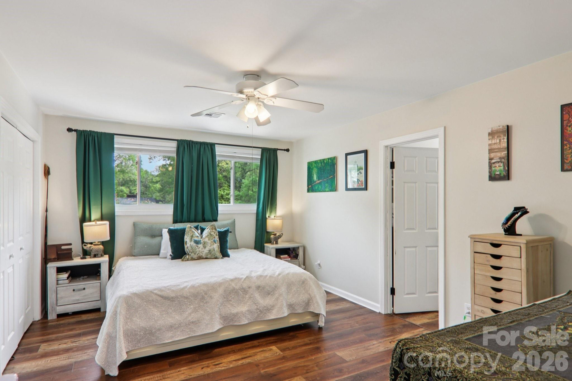 221 Huntley Street - Photo 26