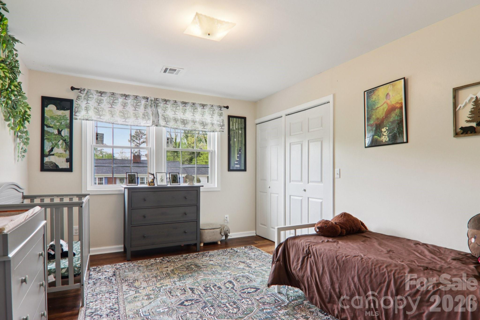 221 Huntley Street - Photo 38