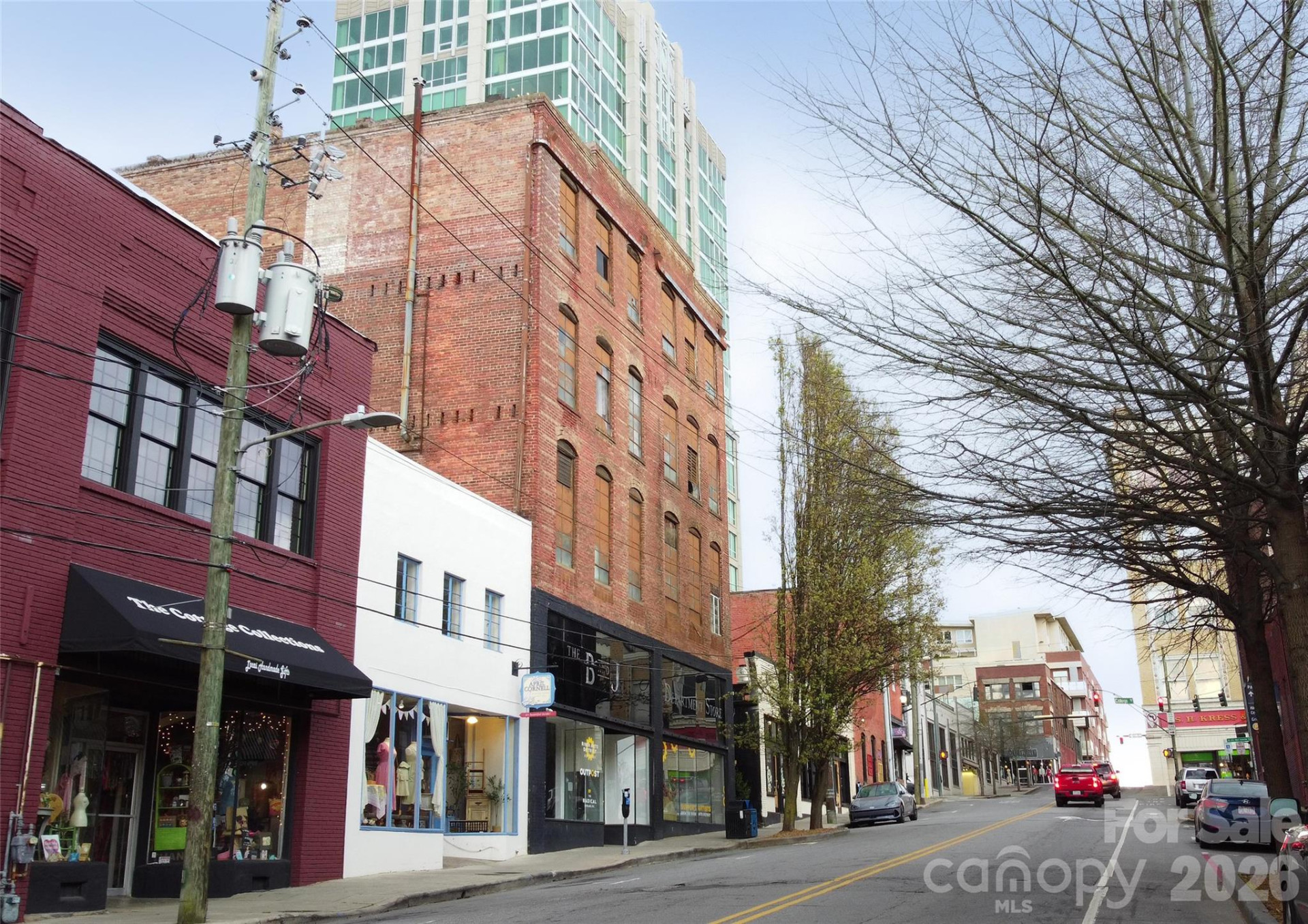 24 Lexington Avenue - Photo 2