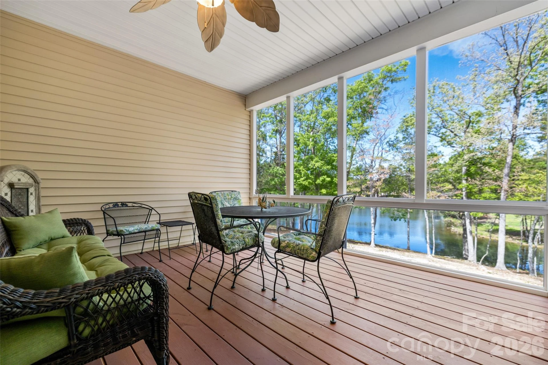 27064 Sanderling Court - Photo 2