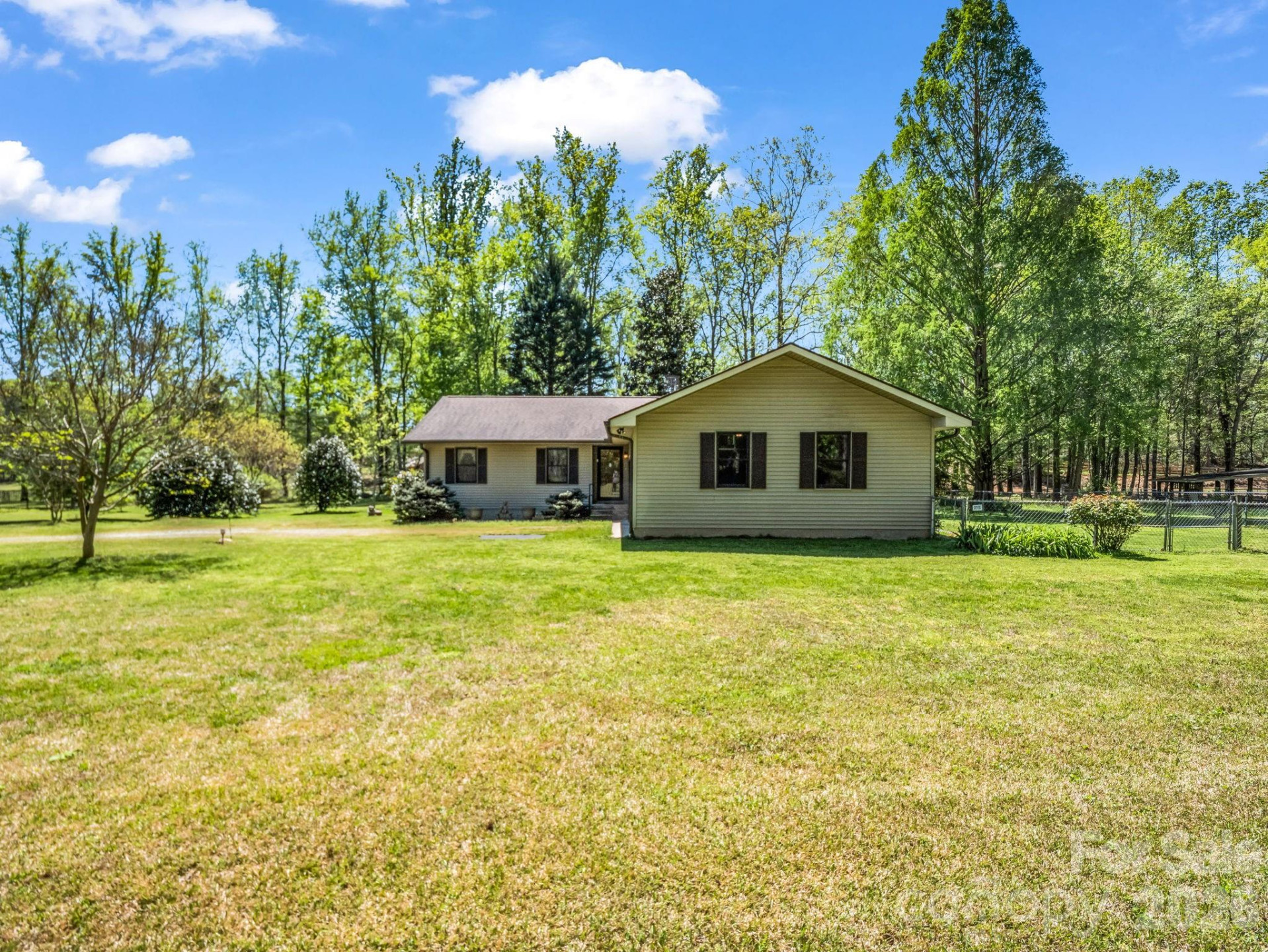 80 Fox Briar Drive - Photo 2