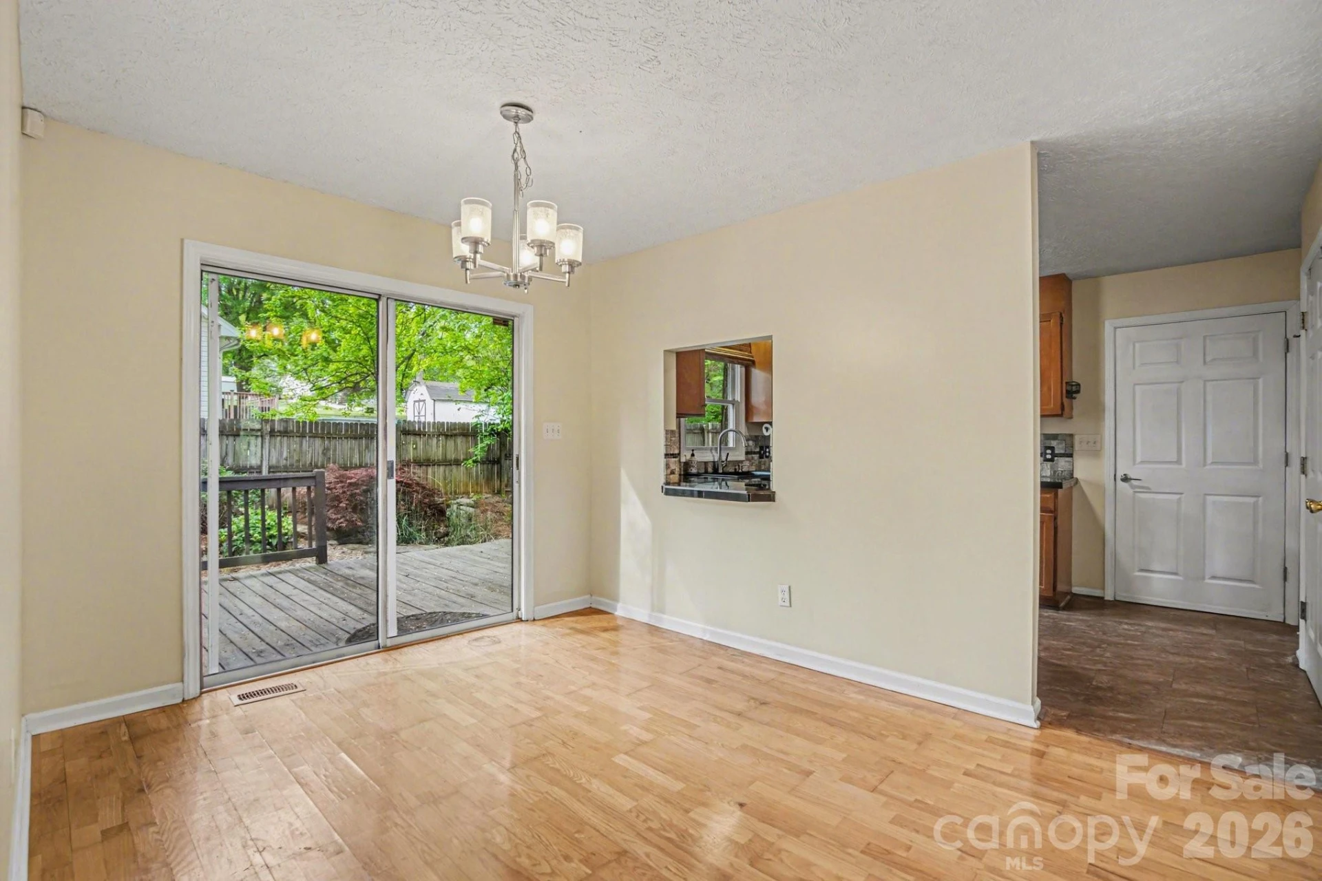105 Chalice Court - Photo 14
