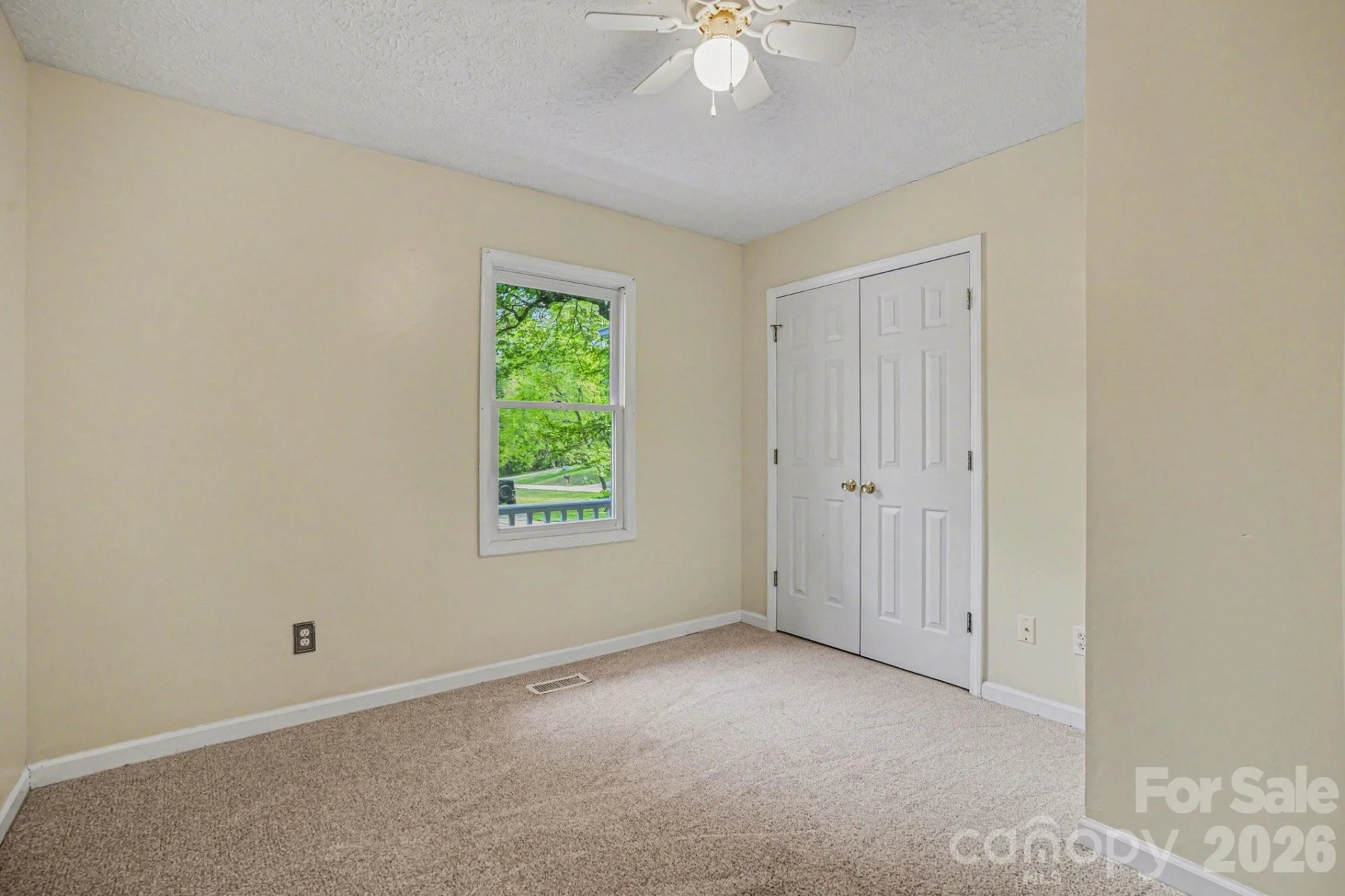 105 Chalice Court - Photo 19