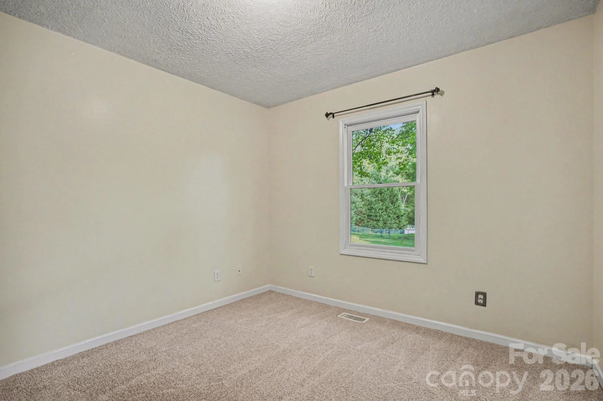105 Chalice Court - Photo 21