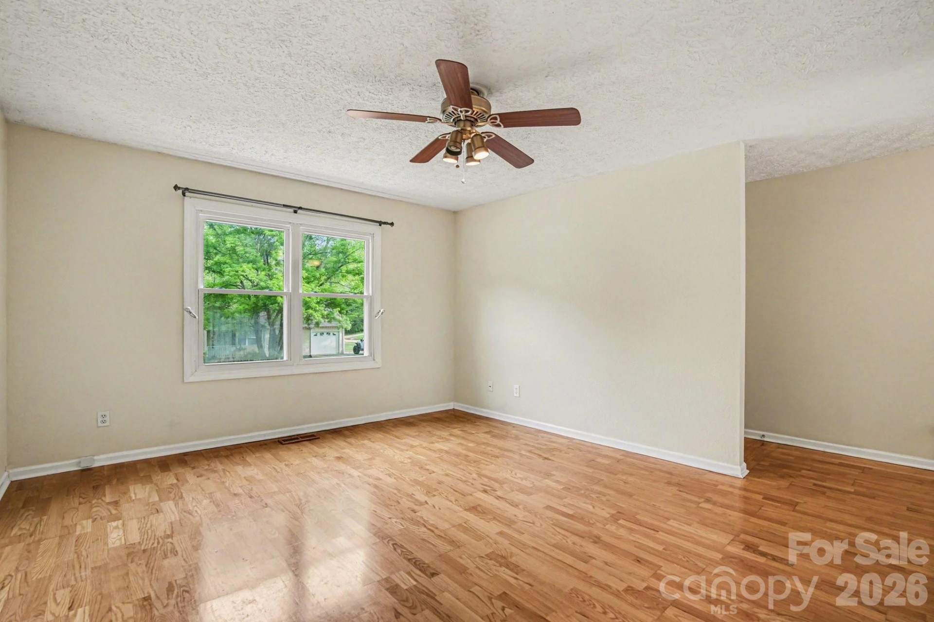 105 Chalice Court - Photo 9