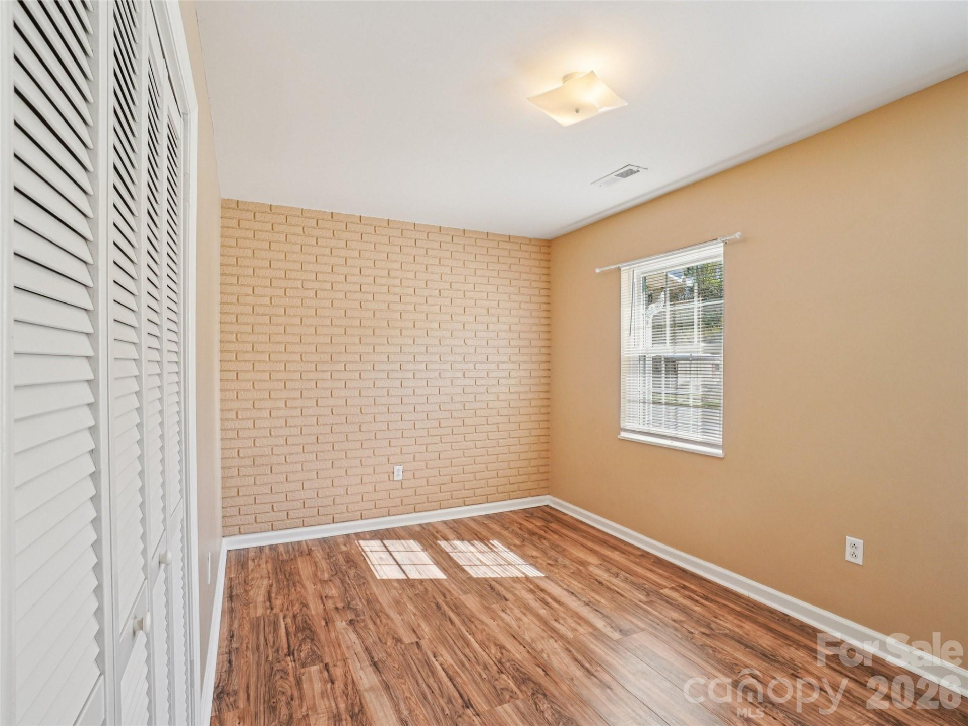 88 Lees Creek Road - Photo 12