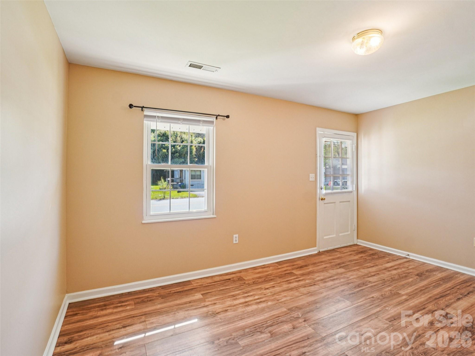 88 Lees Creek Road - Photo 5