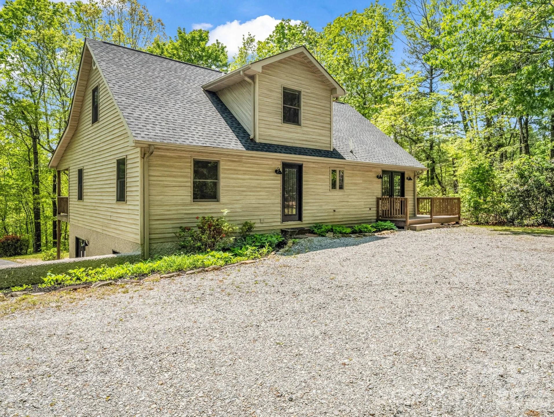 2304 Mountain Page Road - Photo 3