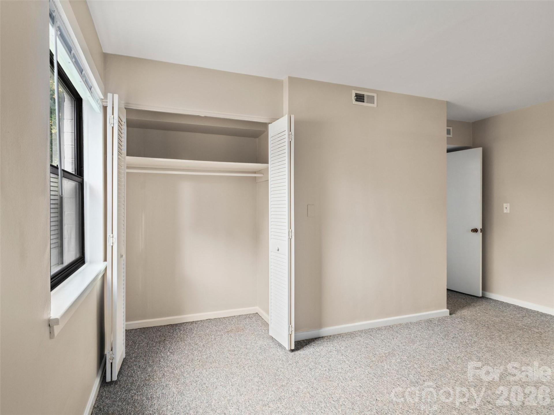 8 Units - 615 Biltmore Avenue - Photo 25