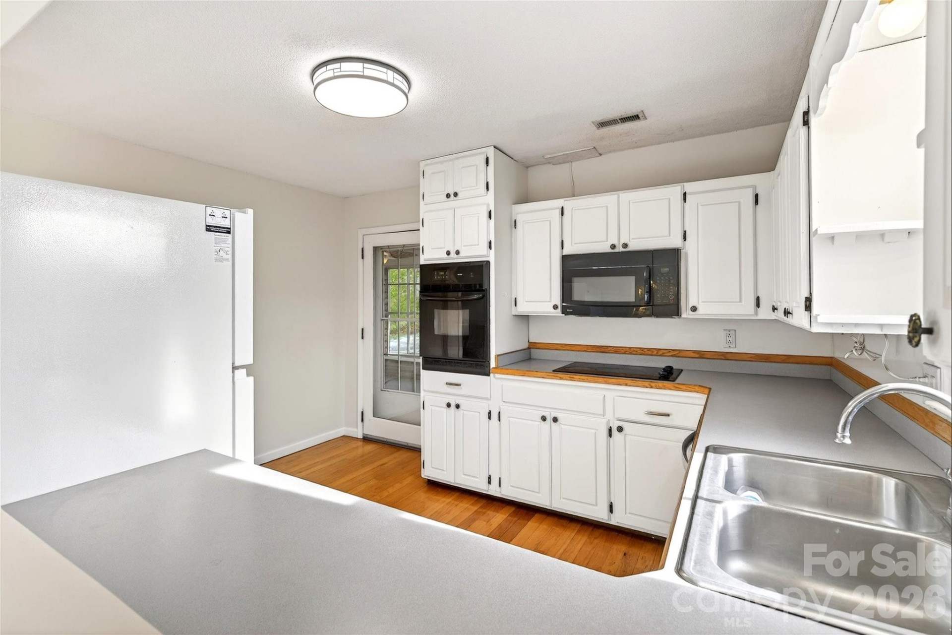 82 Landis Road - Photo 23