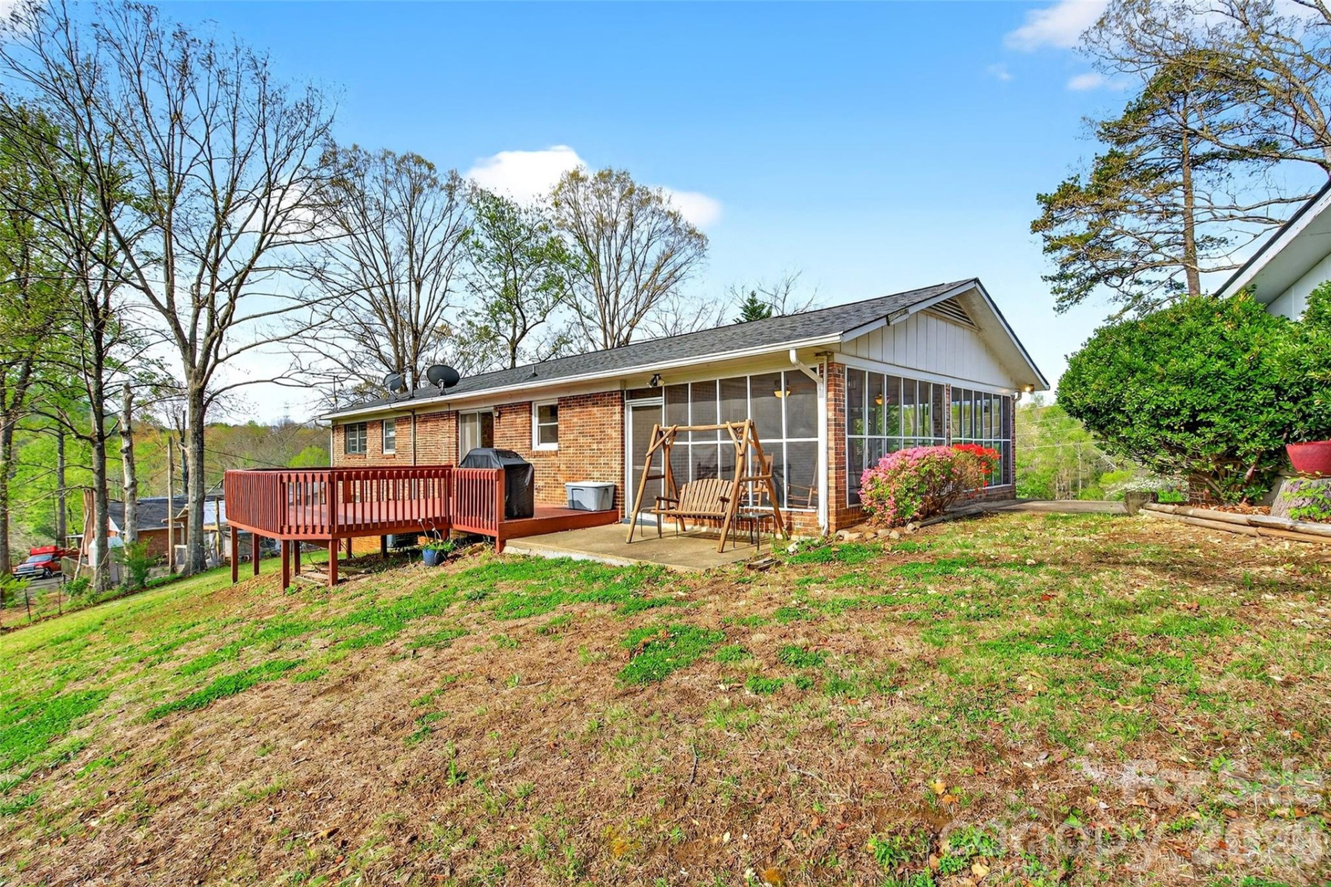 82 Landis Road - Photo 4