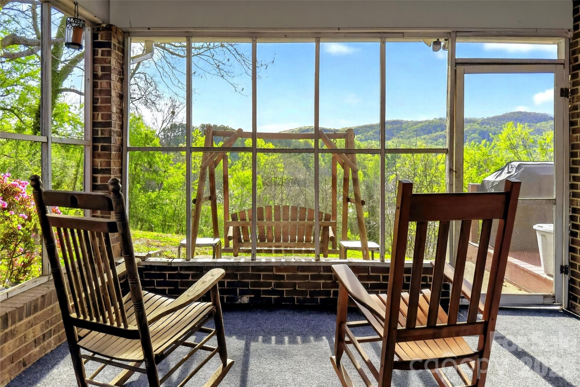 82 Landis Road - Photo 8