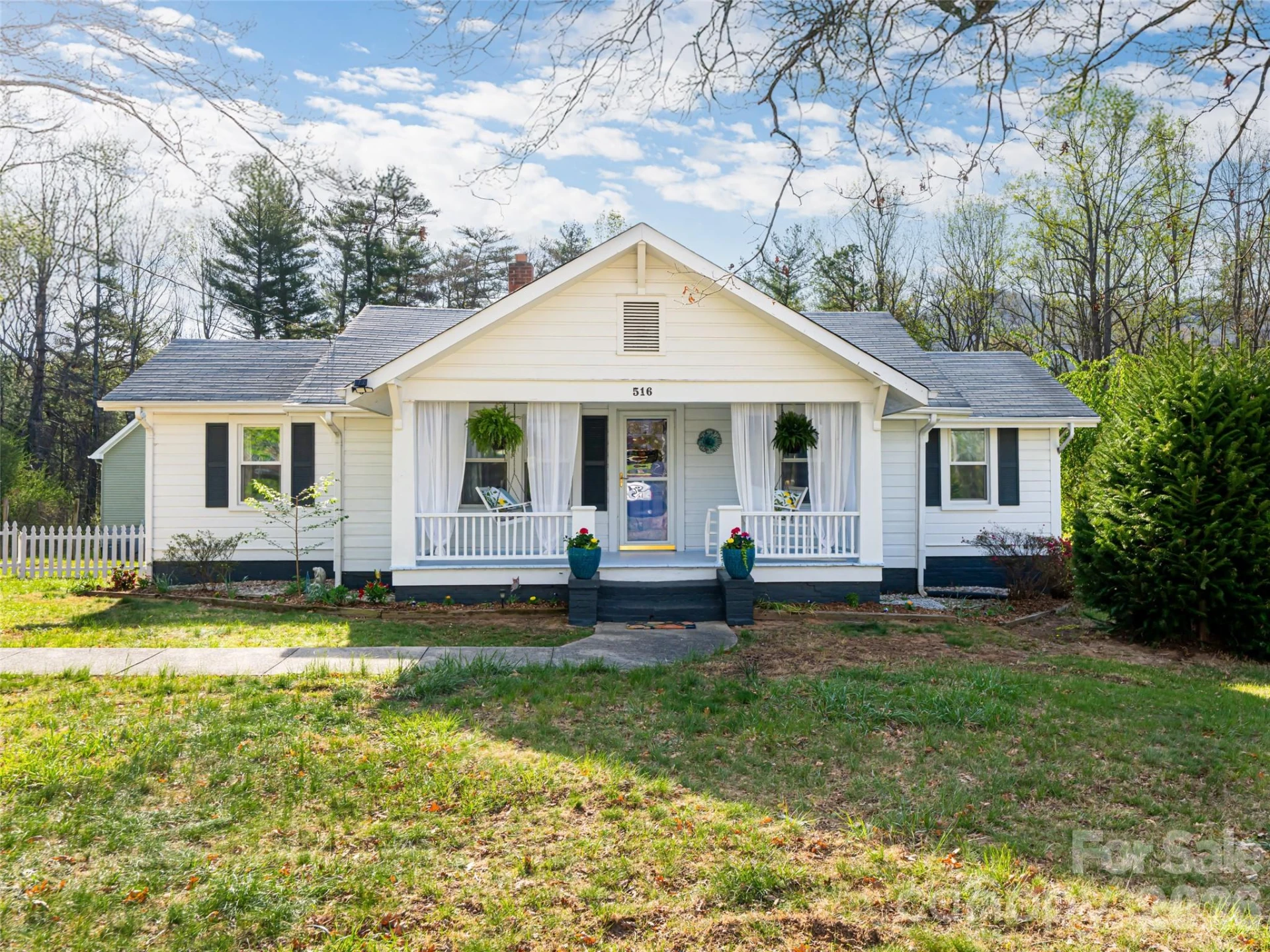 516 Onteora Boulevard - Photo 2