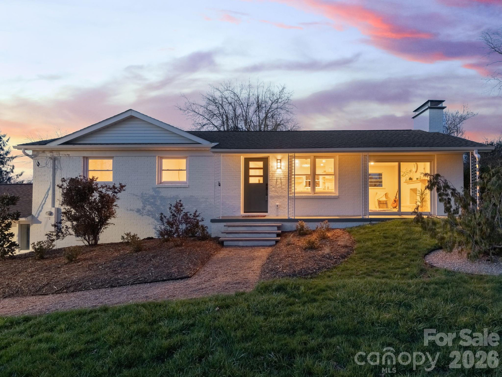 11 Clinton Street - Photo 2