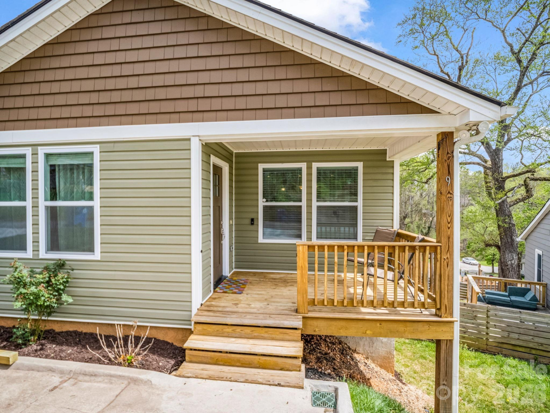 9 Shadowlawn Drive - Photo 2