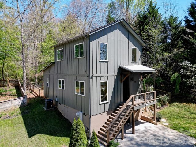 180 Moody Avenue, Candler, NC, 28715