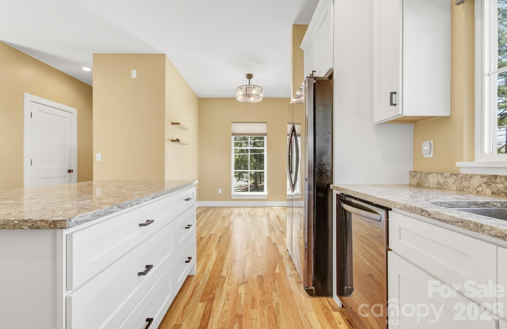 180 Moody Avenue - Photo 13