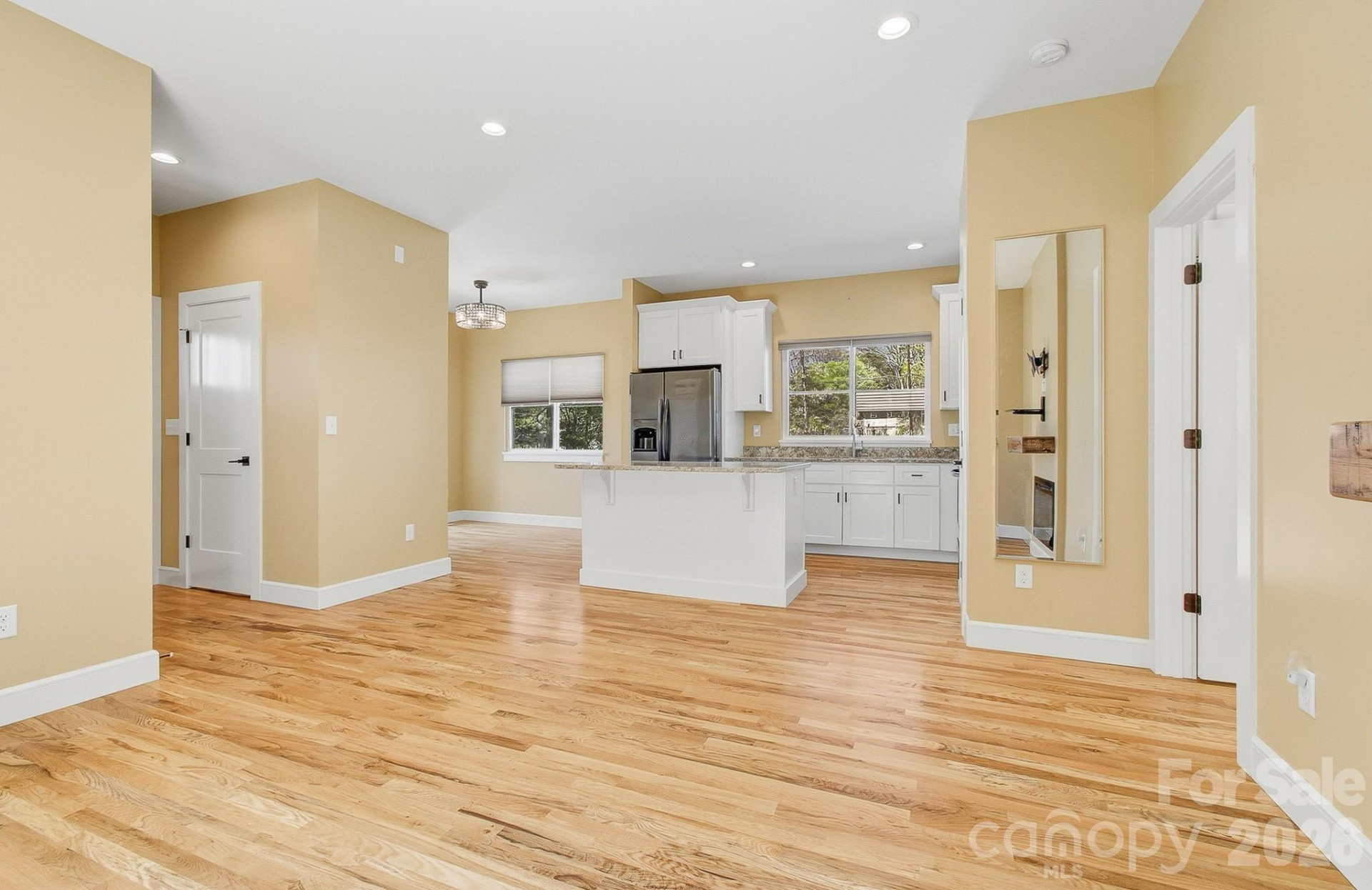 180 Moody Avenue - Photo 16