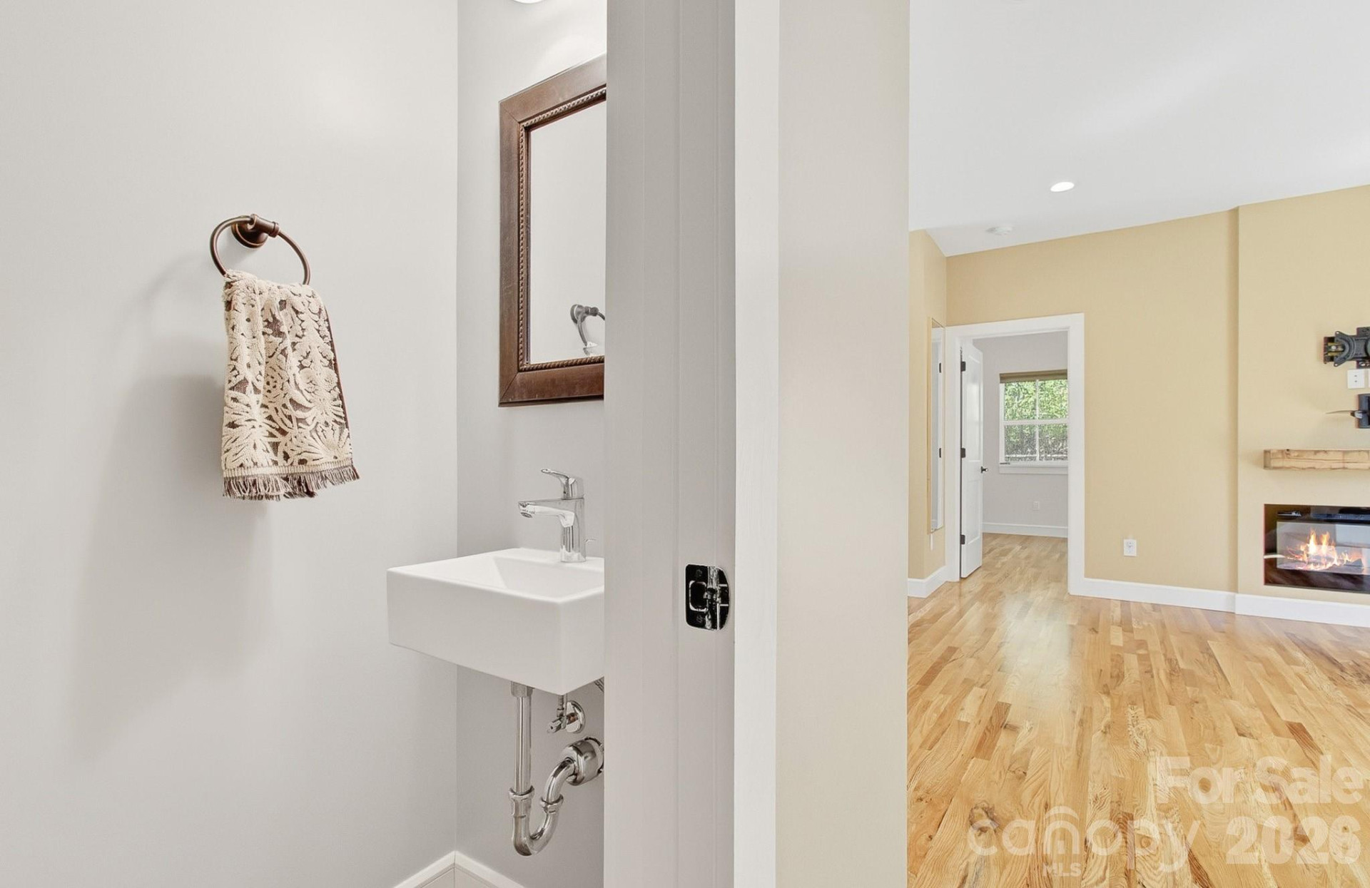 180 Moody Avenue - Photo 24