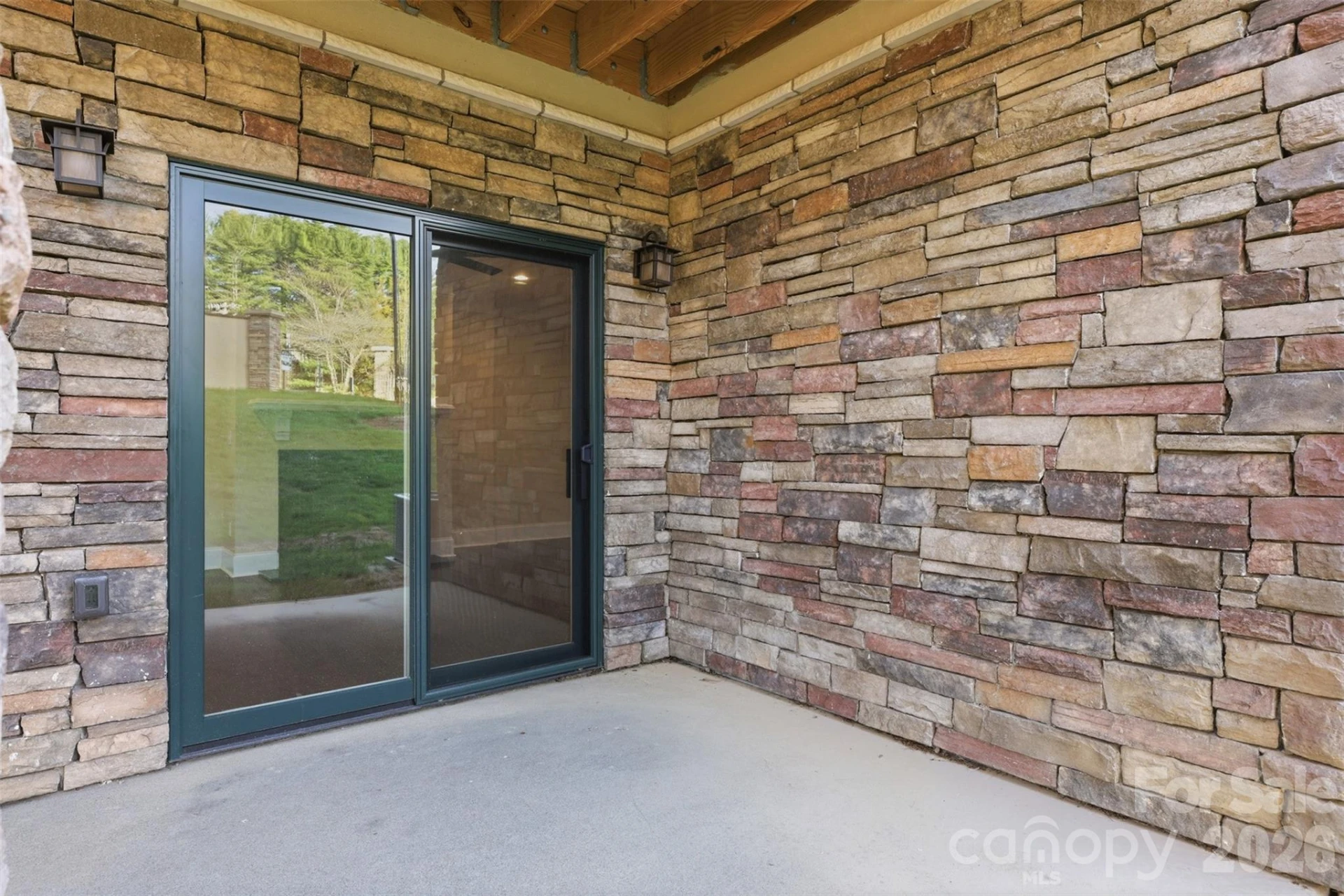 155 Gateway Drive #101 - Photo 33