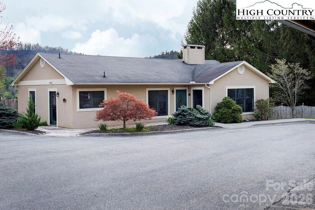 155 Gateway Drive #101 - Photo 44
