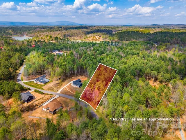 3175 Peninsula Pointe Drive, Valdese, NC, 28690