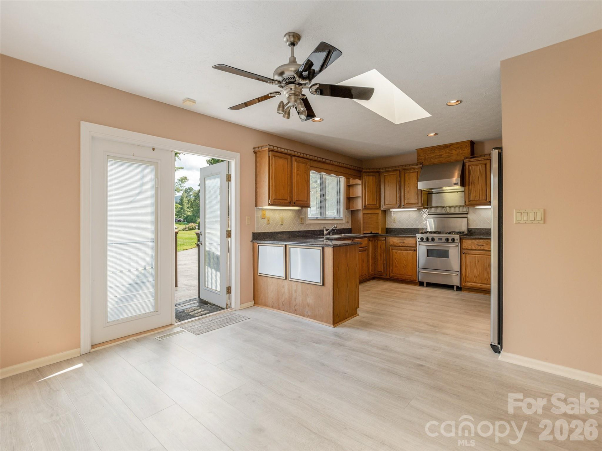 504 Crooked Creek Road - Photo 16