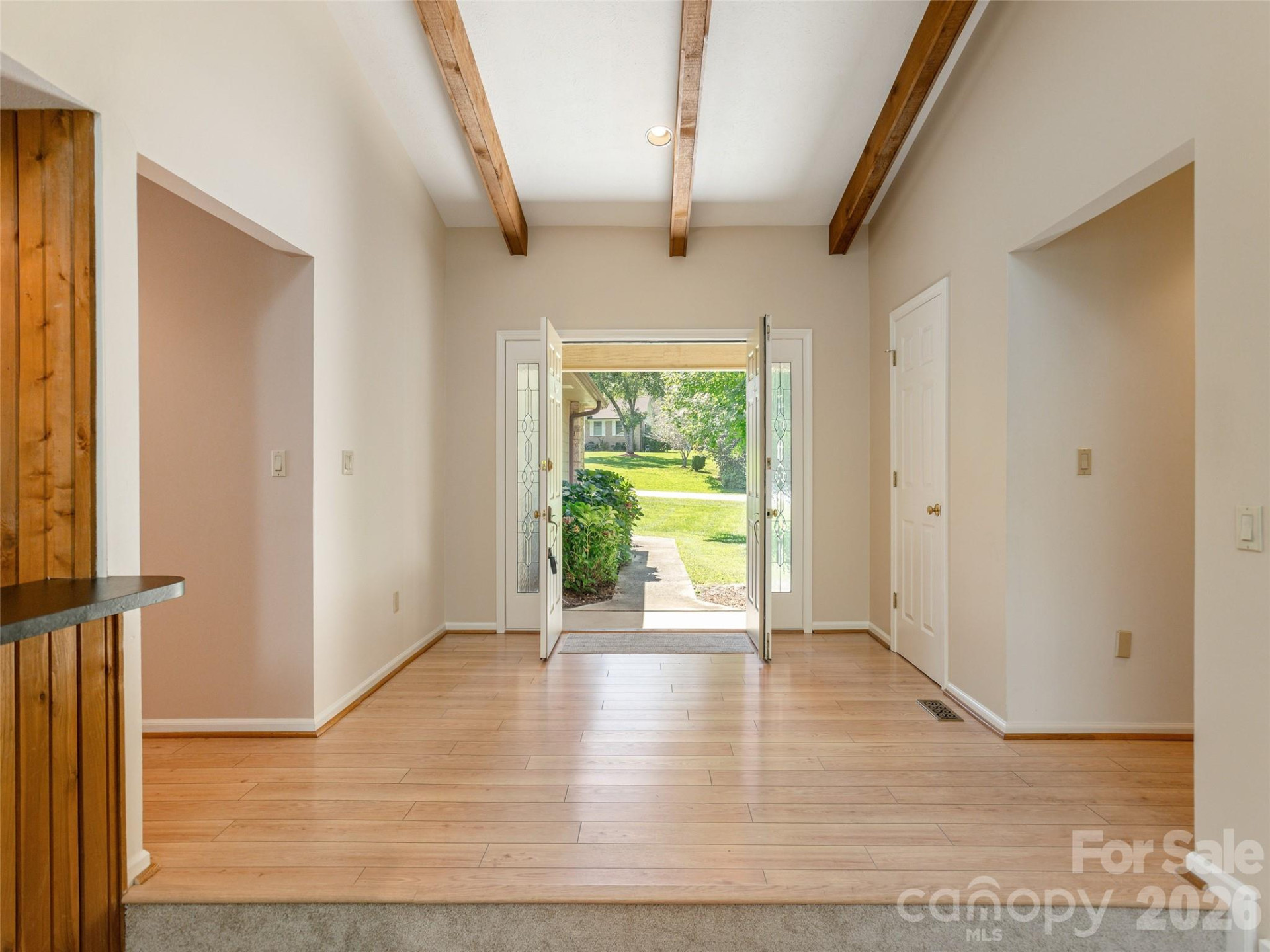 504 Crooked Creek Road - Photo 3