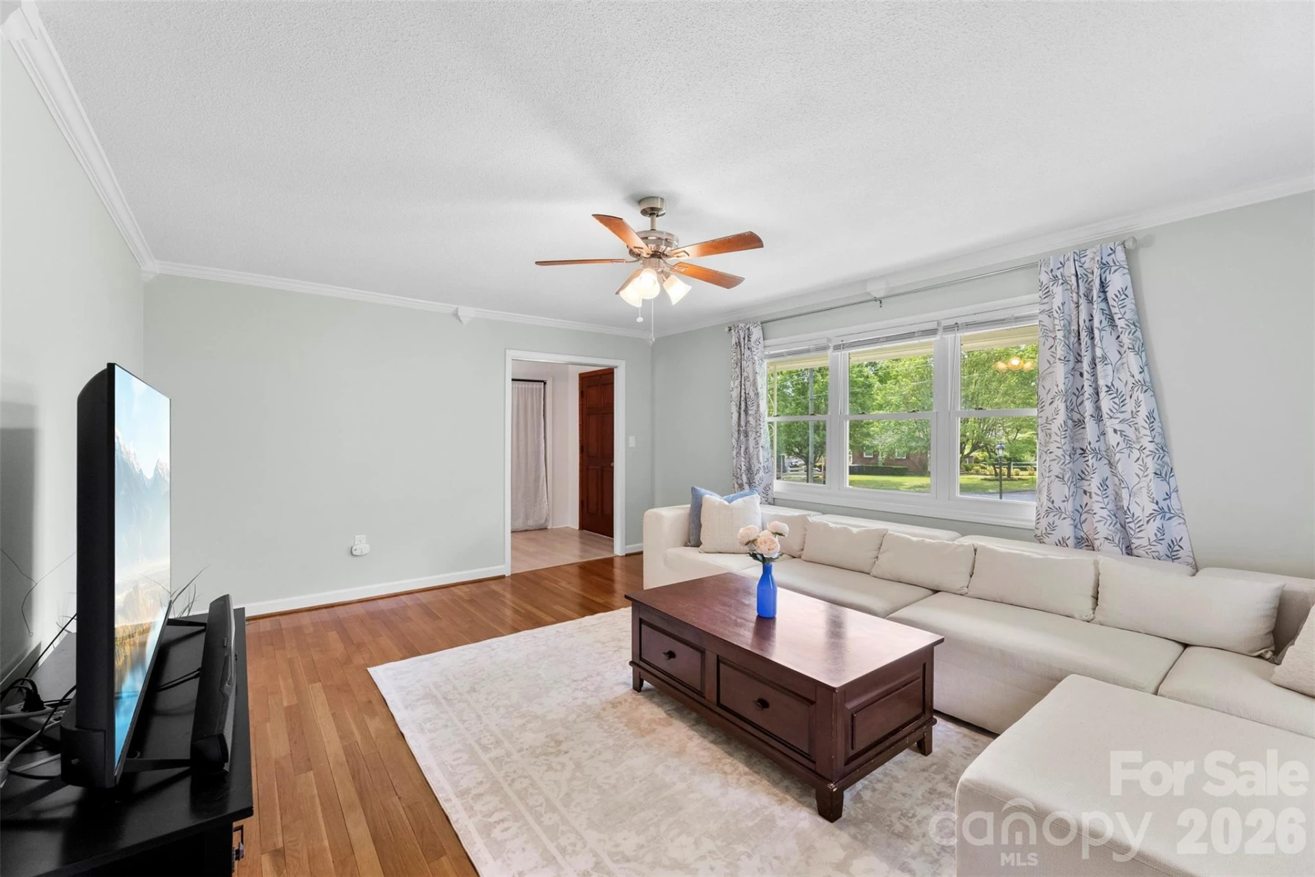 2200 Simmons Street - Photo 2