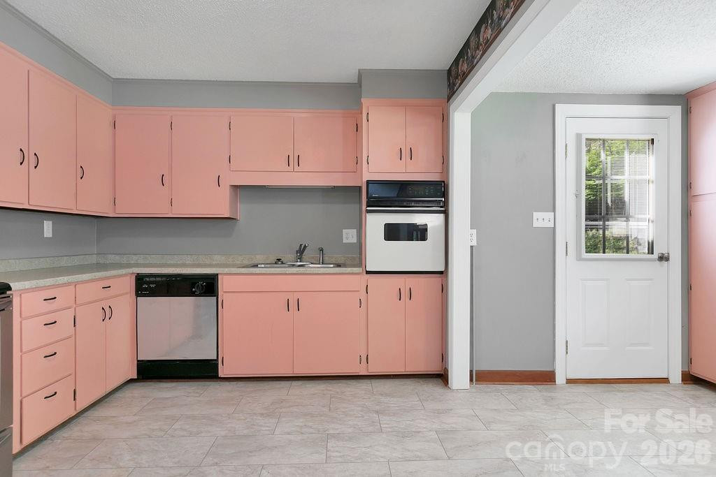 1482 Island Ford Road - Photo 16