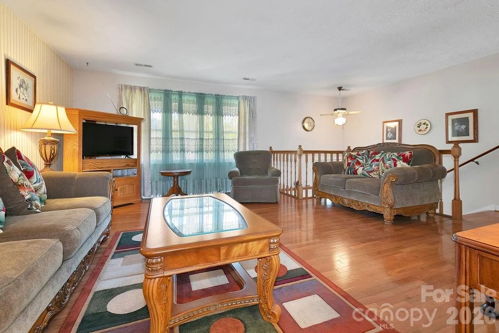 1482 Island Ford Road - Photo 7