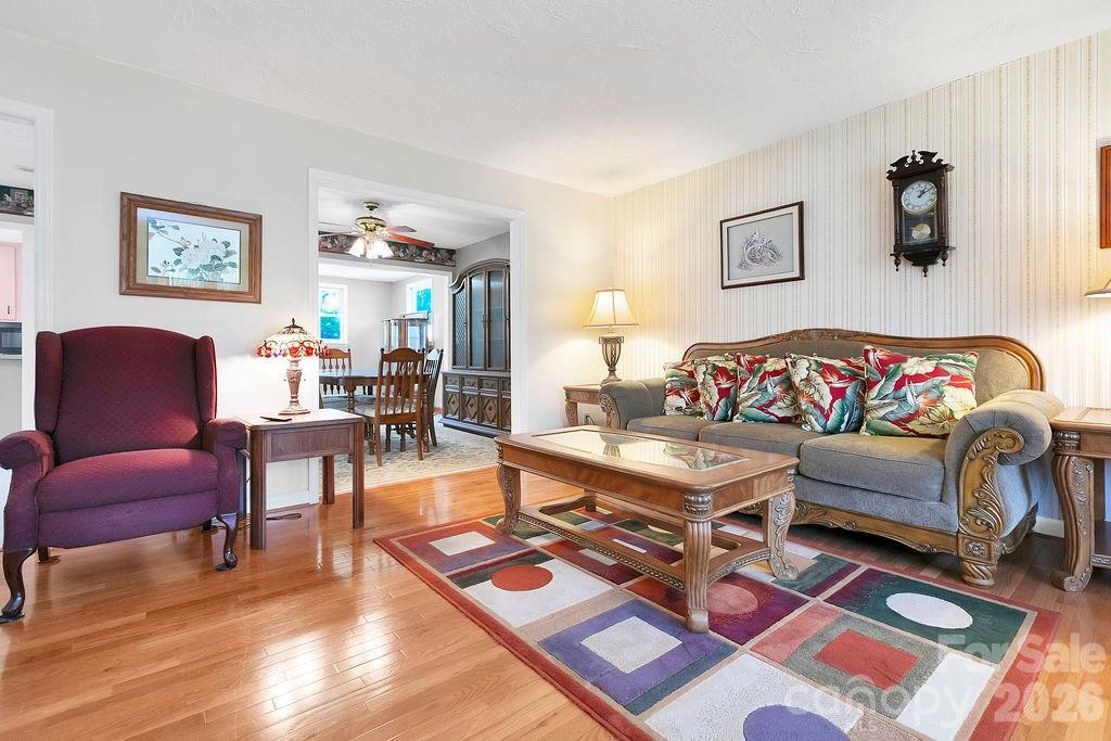 1482 Island Ford Road - Photo 8