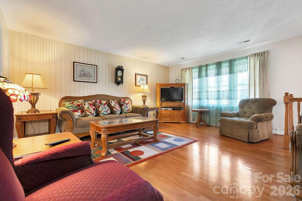 1482 Island Ford Road - Photo 9